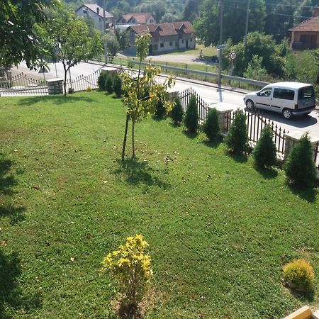 Apartmani Nedim Dubrave Gornje Exteriér fotografie