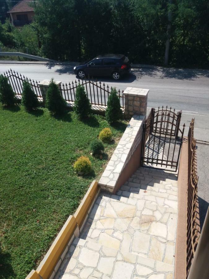 Apartmani Nedim Dubrave Gornje Exteriér fotografie